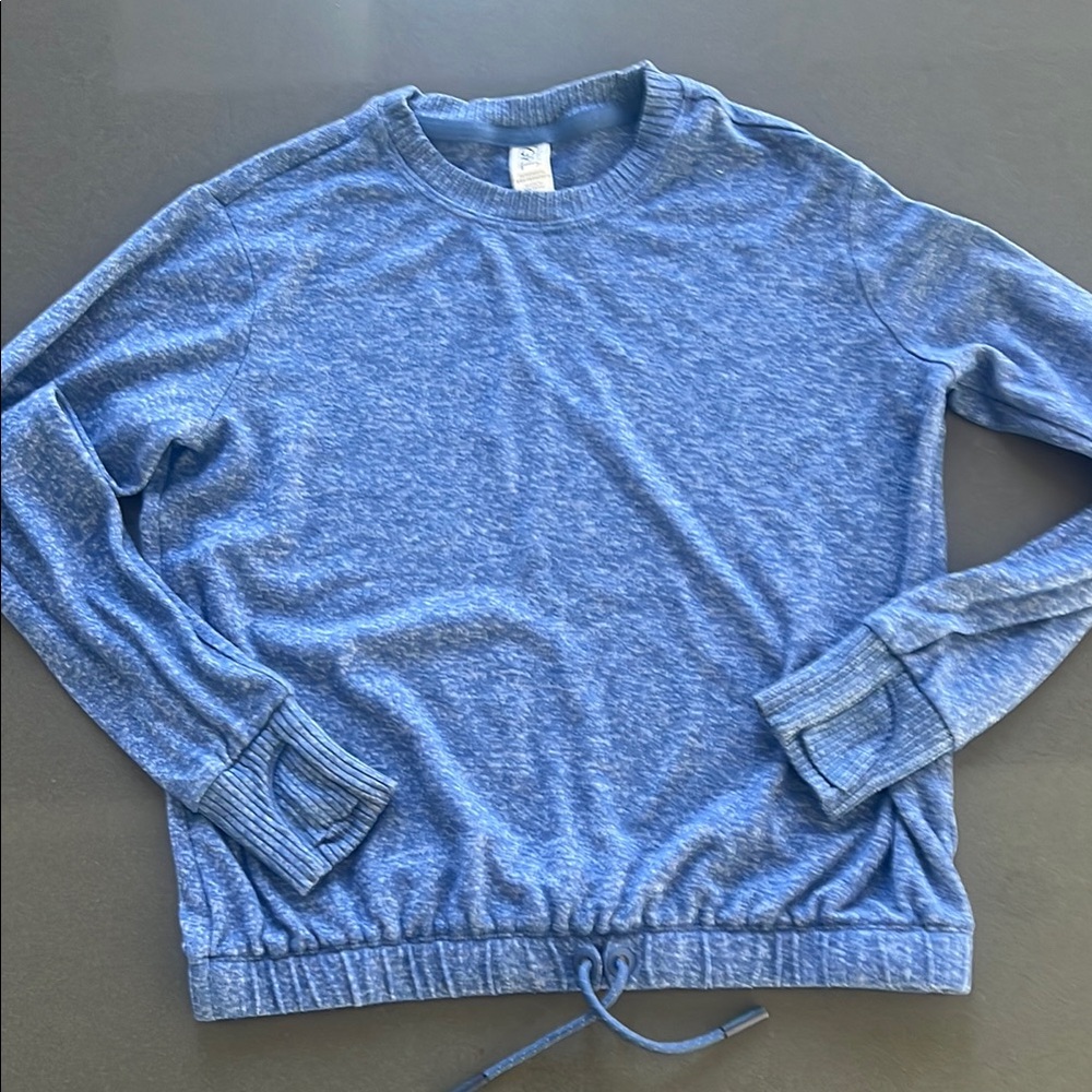 Athleta Girl Soft Sweatshirt in M (8-10)